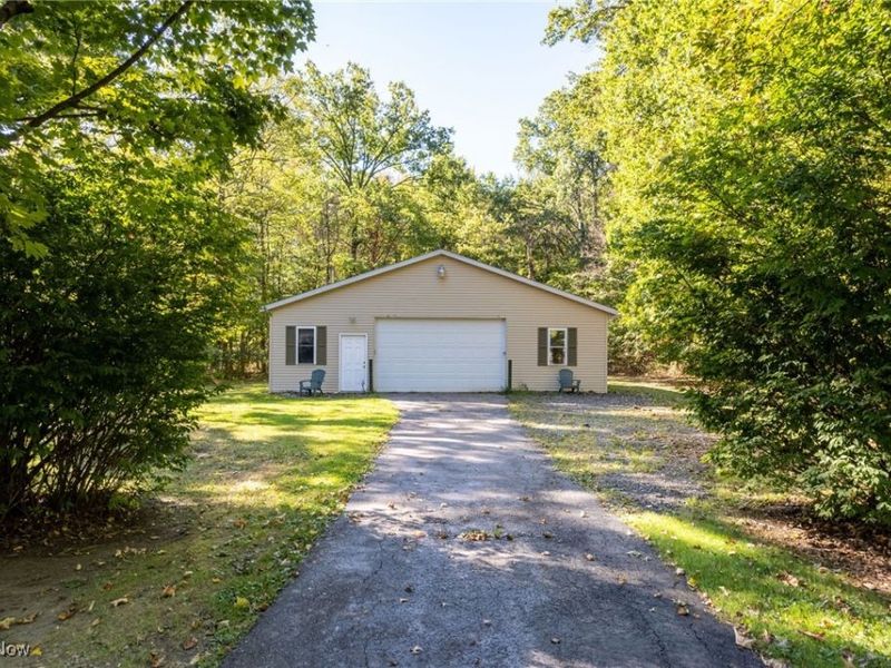 36449 Law Road, Grafton, OH 44044 Photo 5