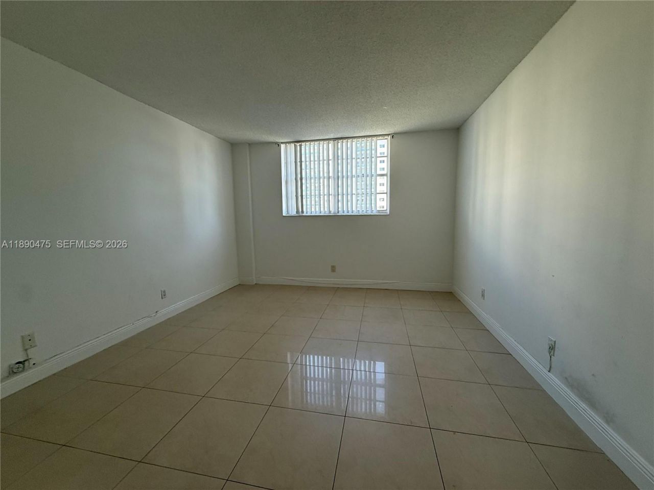 19390 Collins Ave, Unit 502, Sunny Isles Beach, FL 33160 Photo