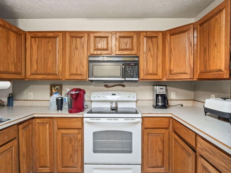 8285 Old River Road, Philo, OH 43771 Photo 14