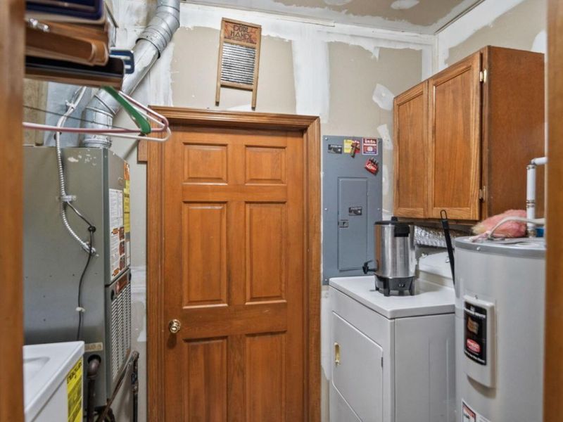 8285 Old River Road, Philo, OH 43771 Photo 24