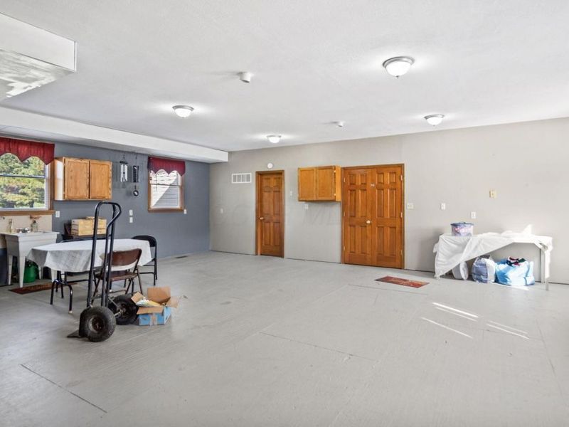 8285 Old River Road, Philo, OH 43771 Photo 25