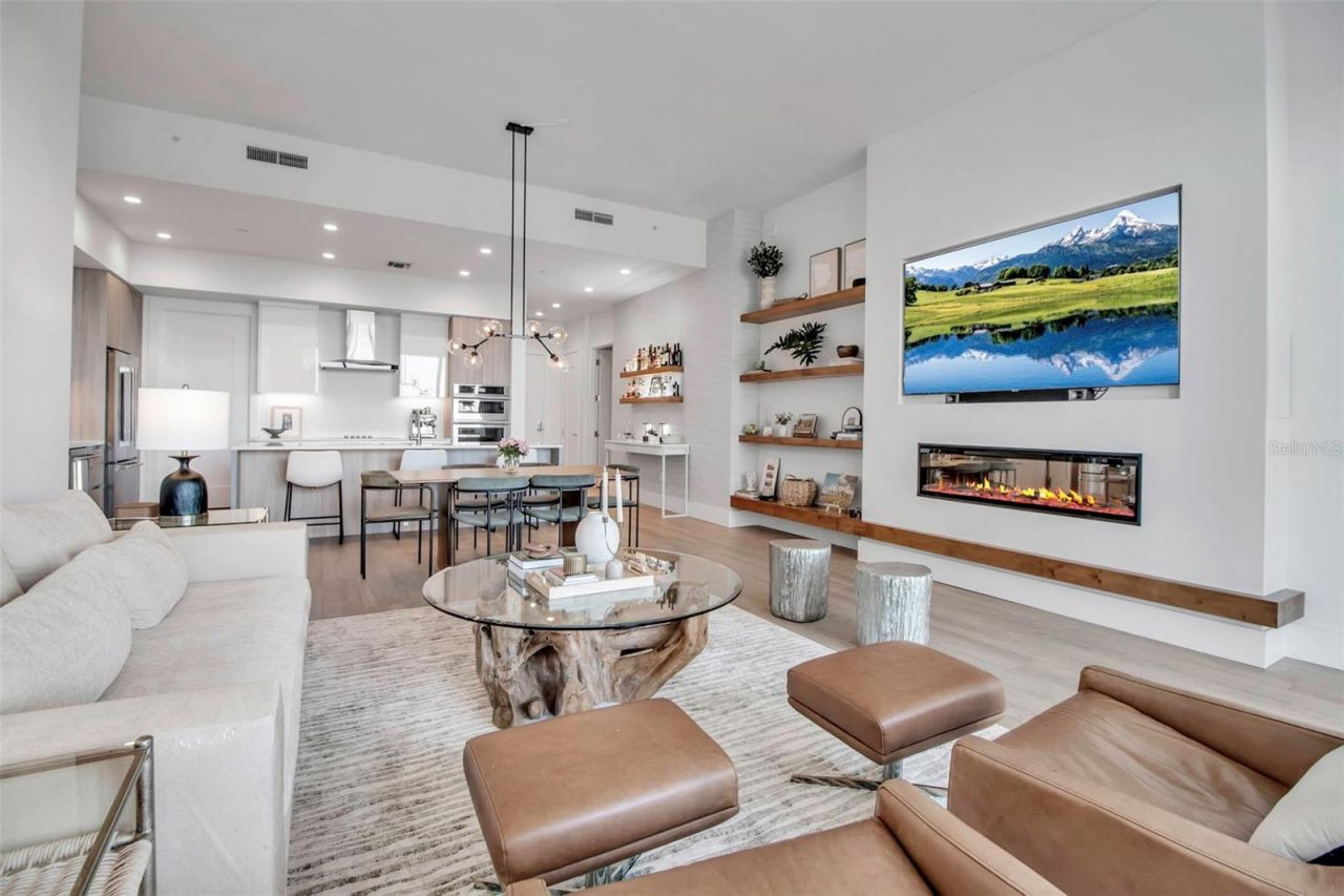 301 Quay Commons, Unit 503, Sarasota, FL 34236 Photo