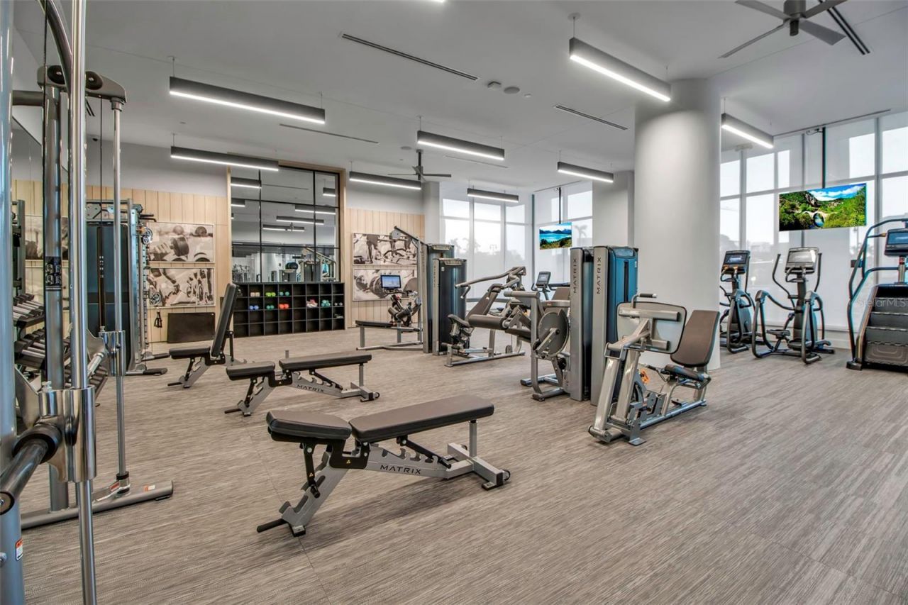 301 Quay Commons, Unit 503, Sarasota, FL 34236 Photo