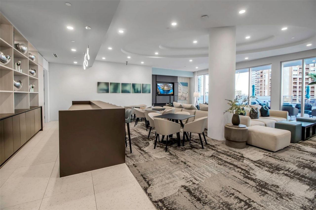 301 Quay Commons, Unit 503, Sarasota, FL 34236 Photo