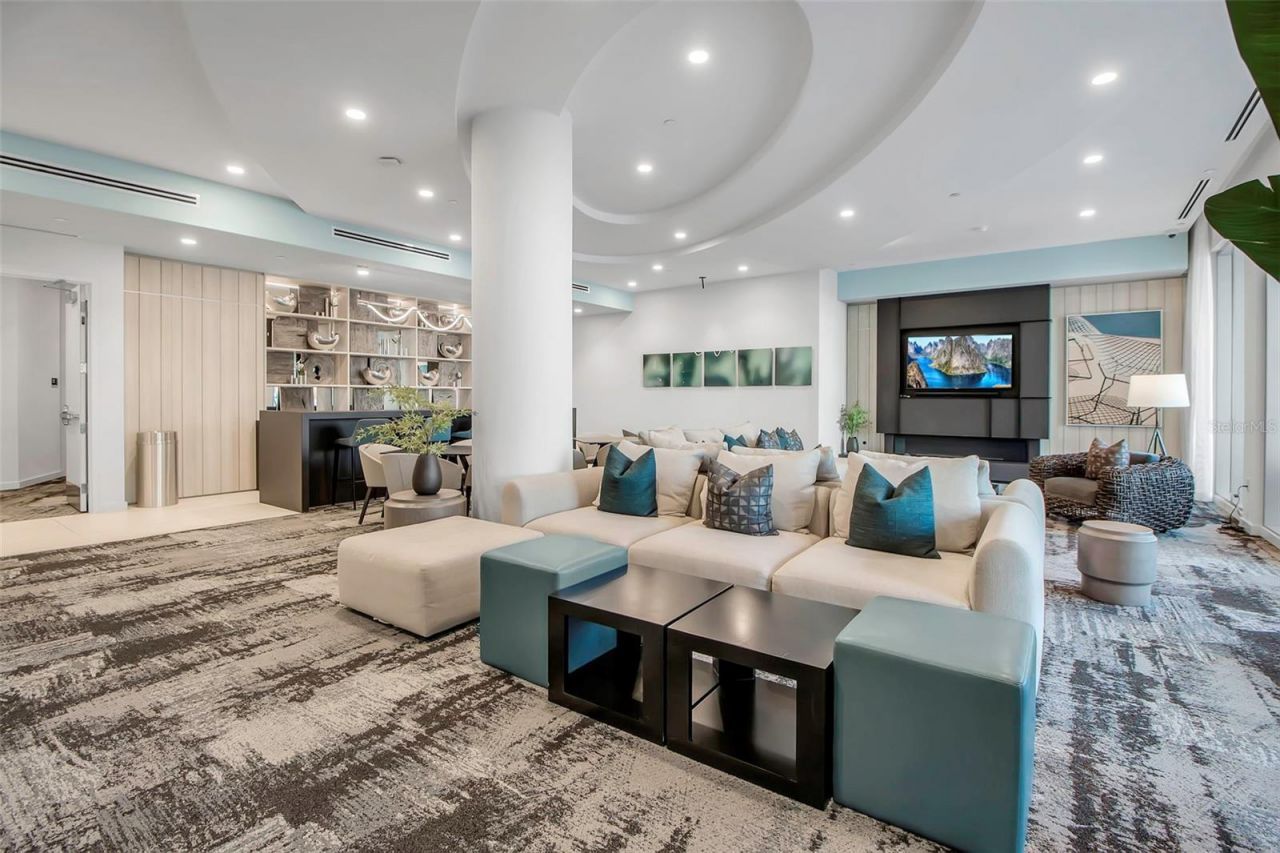 301 Quay Commons, Unit 503, Sarasota, FL 34236 Photo