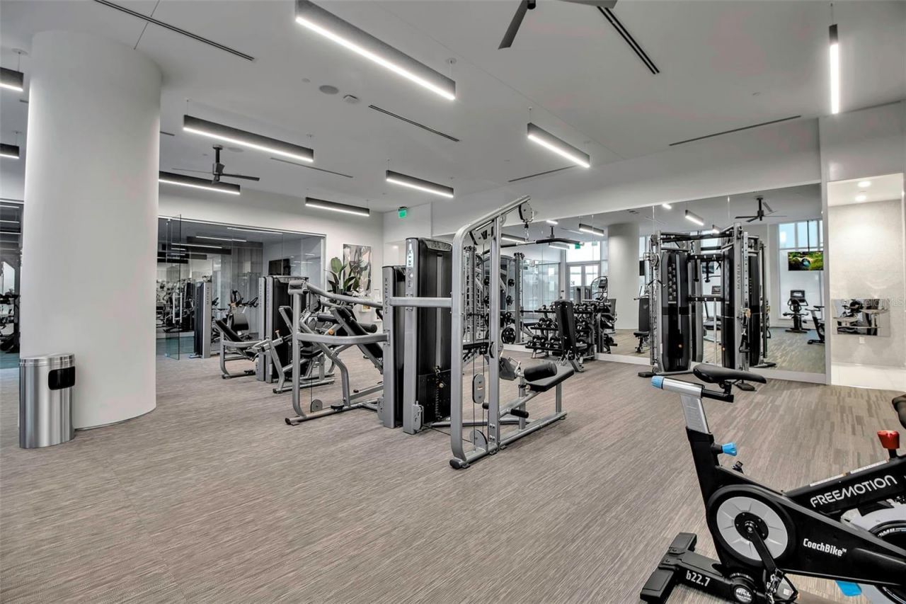 301 Quay Commons, Unit 503, Sarasota, FL 34236 Photo