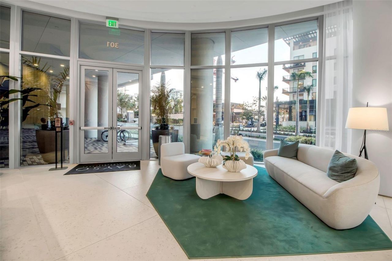 301 Quay Commons, Unit 503, Sarasota, FL 34236 Photo