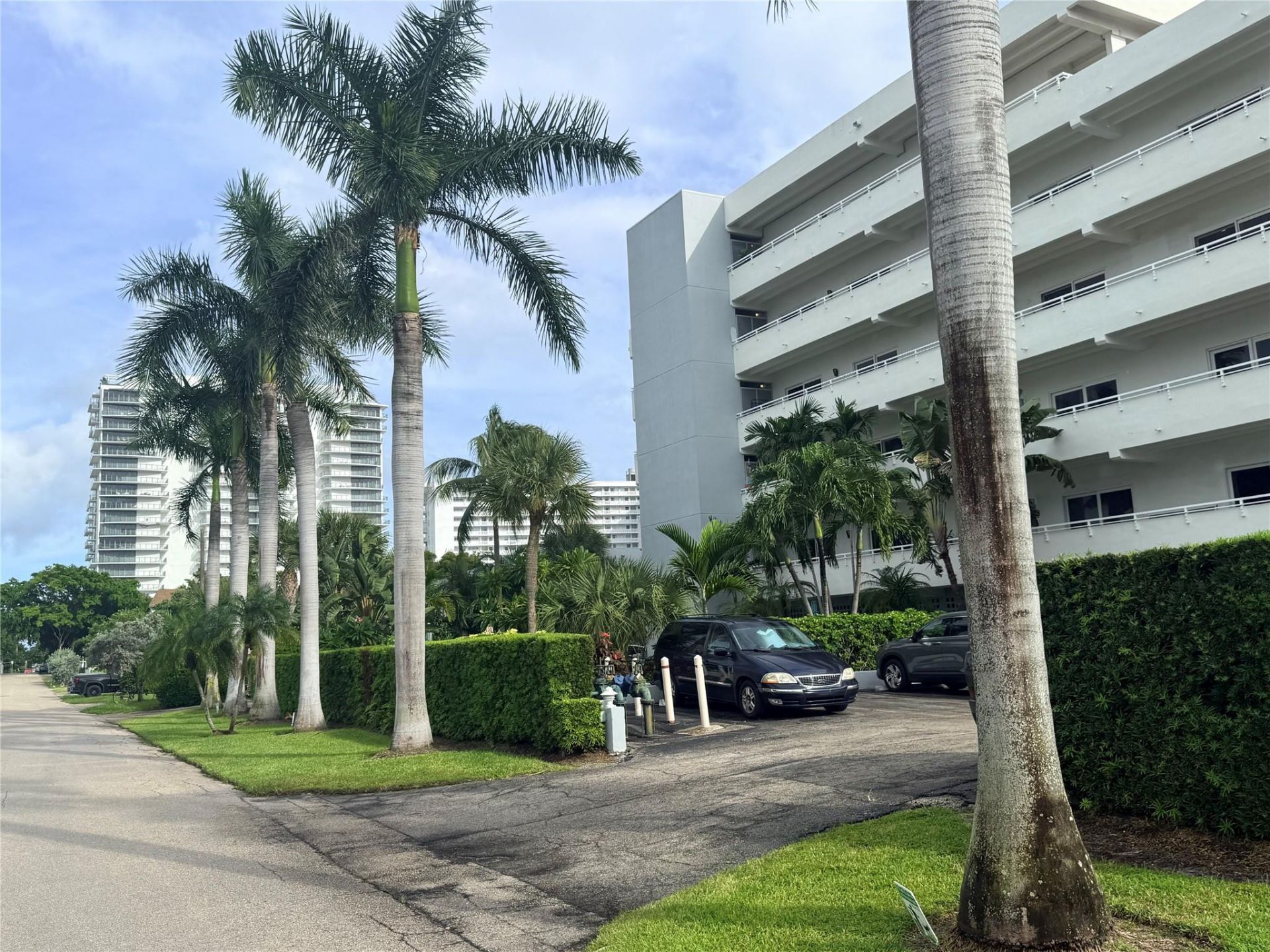 3212 NE 12th Street, Unit 303, Pompano Beach, FL 33062 Photo
