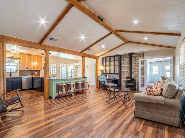 22303 Honeycomb LN, Leander, TX 78641