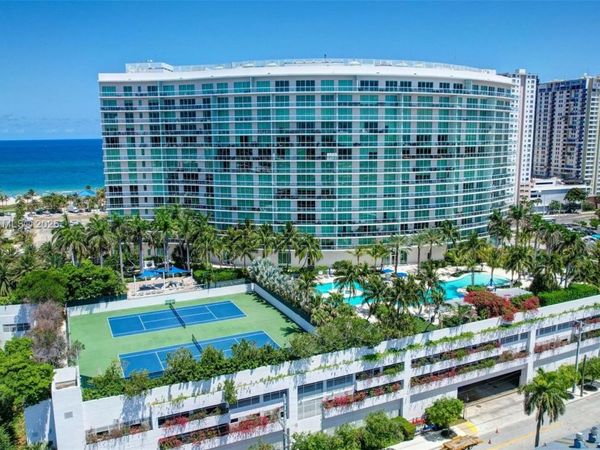 1 N Ocean Blvd, Unit 1511, Pompano Beach, FL 33062