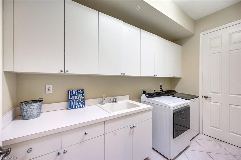 400 Flagship Dr, Unit 403, Naples, FL 34108 Photo