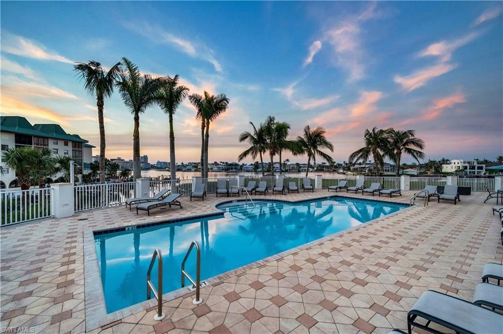 400 Flagship Dr, Unit 403, Naples, FL 34108 Photo