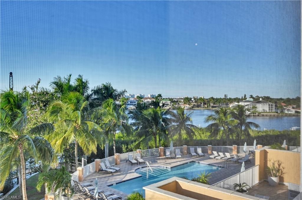 400 Flagship Dr, Unit 403, Naples, FL 34108 Photo