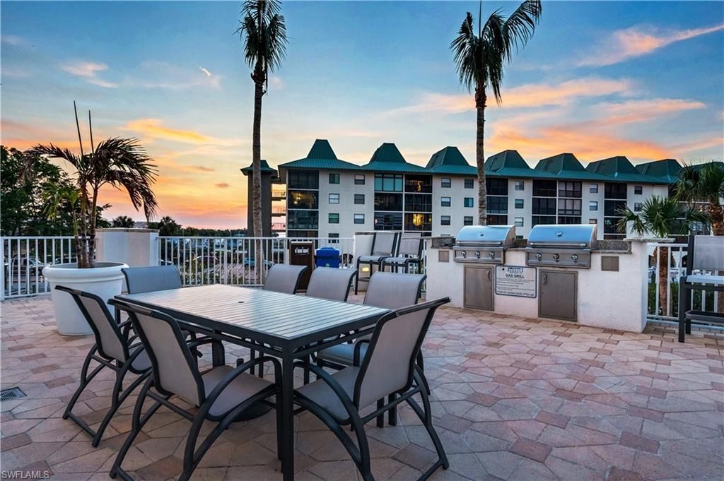 400 Flagship Dr, Unit 403, Naples, FL 34108 Photo