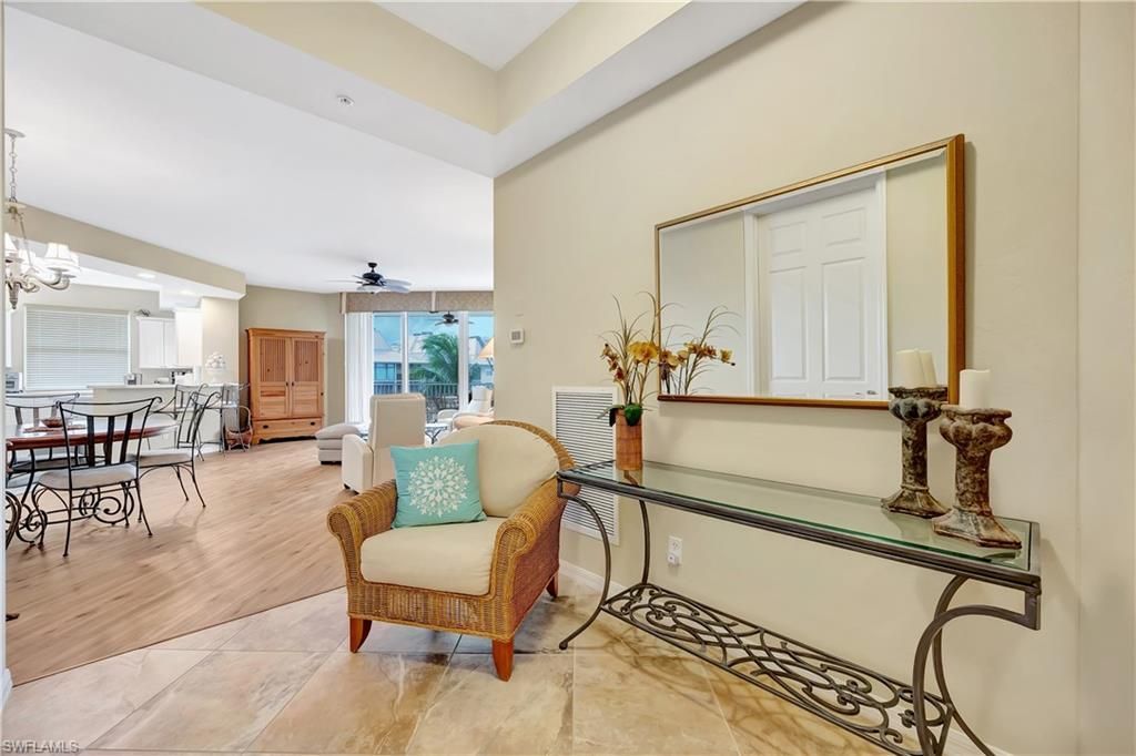 400 Flagship Dr, Unit 403, Naples, FL 34108 Photo