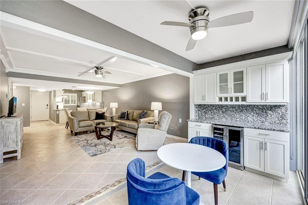 900 8th Ave S, Unit 104, Naples, FL 34102 Photo