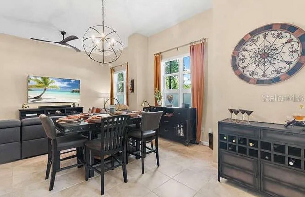 403 S Sapodilla Avenue, Unit 104, West Palm Beach, FL 33401 Photo