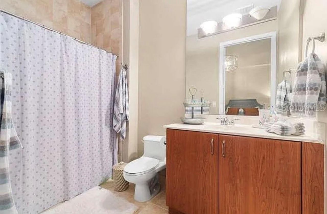 403 S Sapodilla Avenue, Unit 104, West Palm Beach, FL 33401 Photo