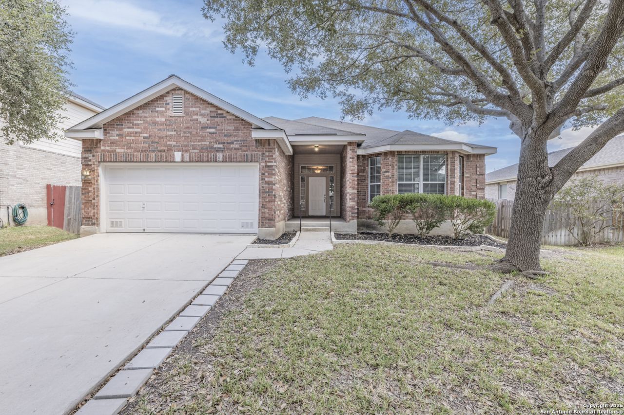 117 Kitty Hawk Run, Cibolo, TX 78108 Main Photo