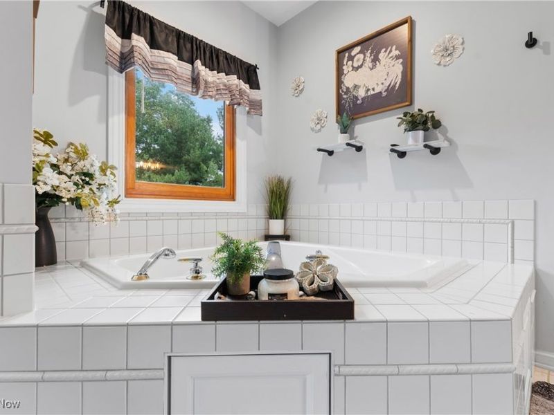 1573 Lancaster SE, Canton, OH 44709 Photo 28