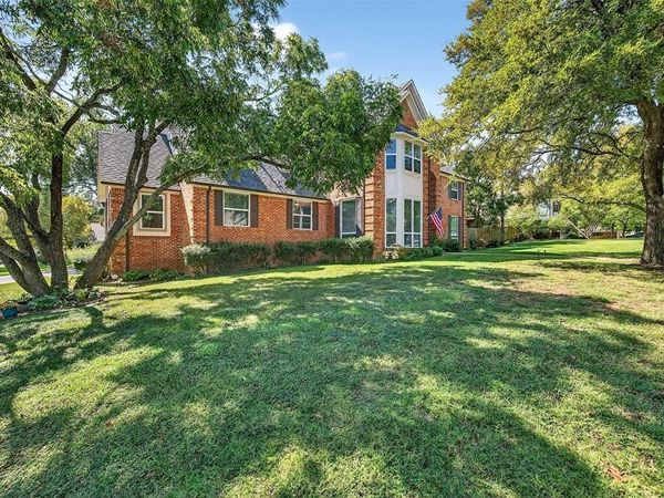 141 River Hills Drive, Denison, TX 75020