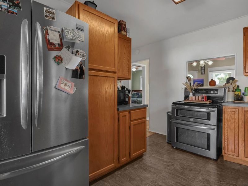 868 Lawndale Avenue, Columbus, OH 43207 Photo 14