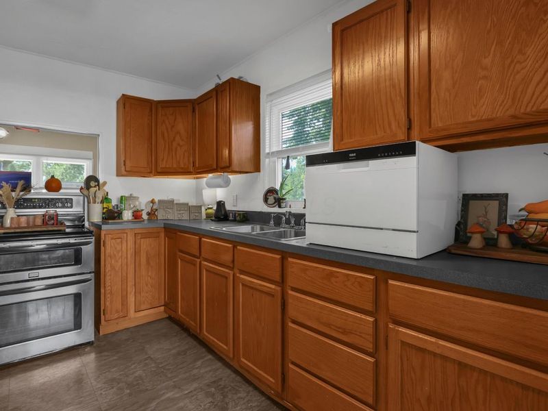 868 Lawndale Avenue, Columbus, OH 43207 Photo 15