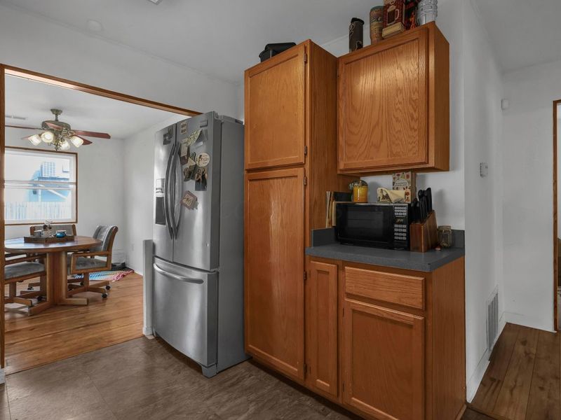 868 Lawndale Avenue, Columbus, OH 43207 Photo 16