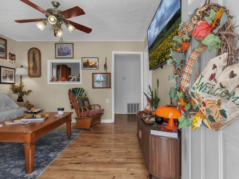 868 Lawndale Avenue, Columbus, OH 43207 Photo 5