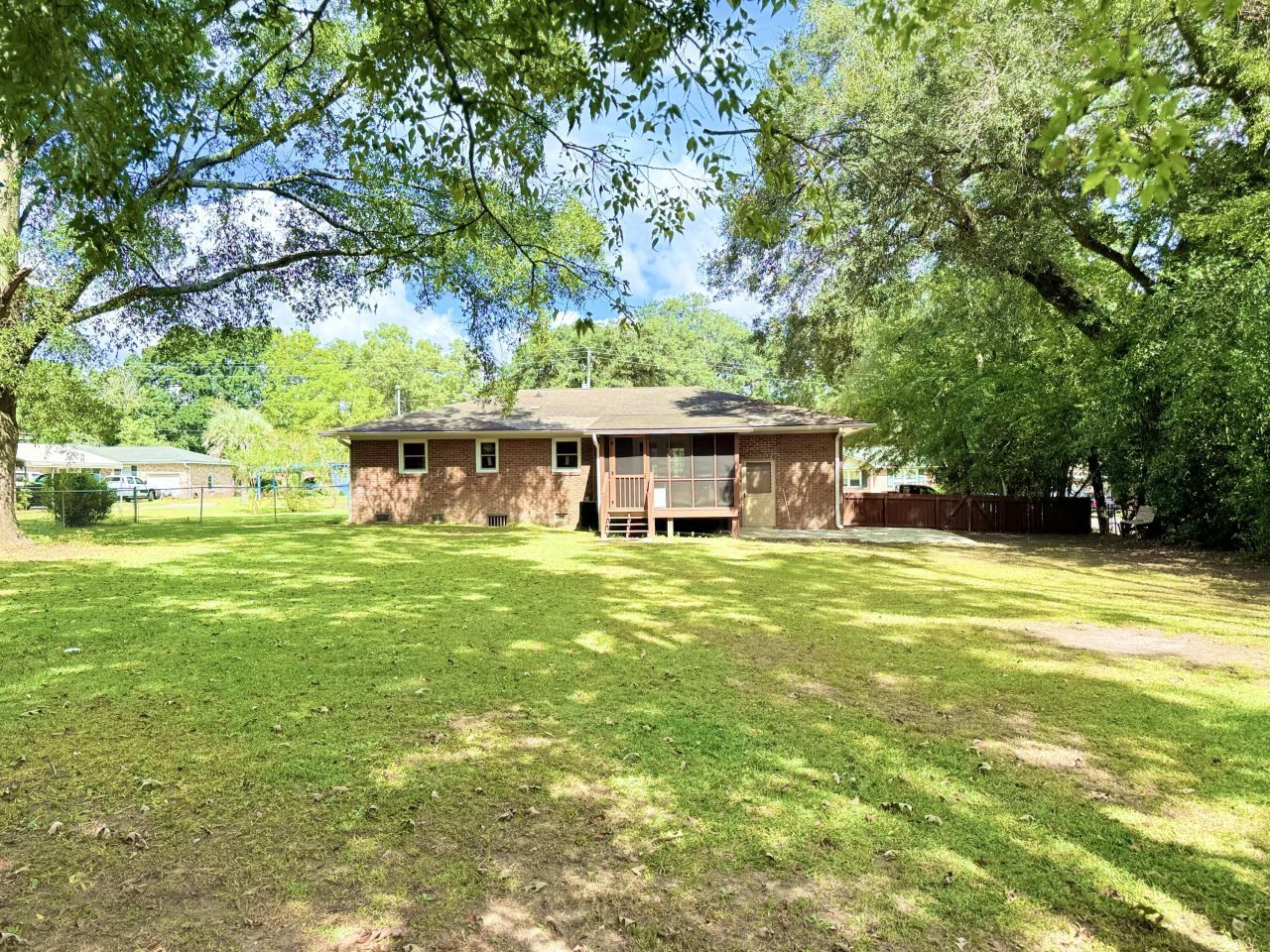 106 Lamie Drive Photo 19