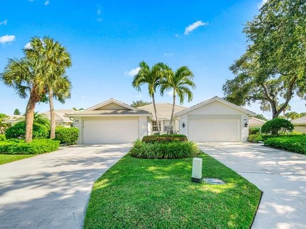 4186 Royal oaks Dr, Palm Beach Gardens, FL 33410