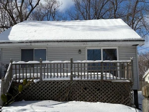 4031 HILLCREST, Highland Twp, MI 48356