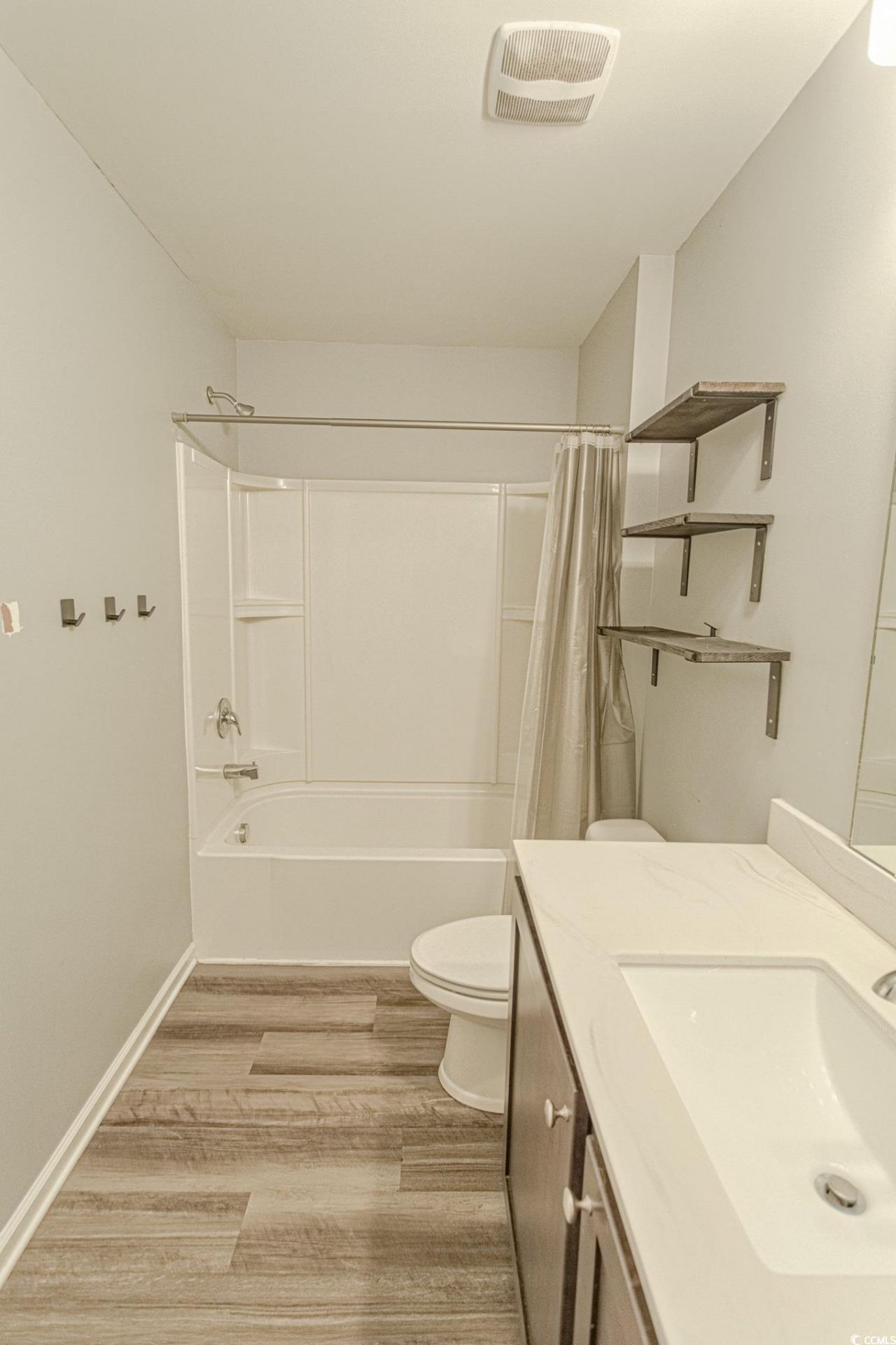 3005 Woodbury Ct. Photo 18