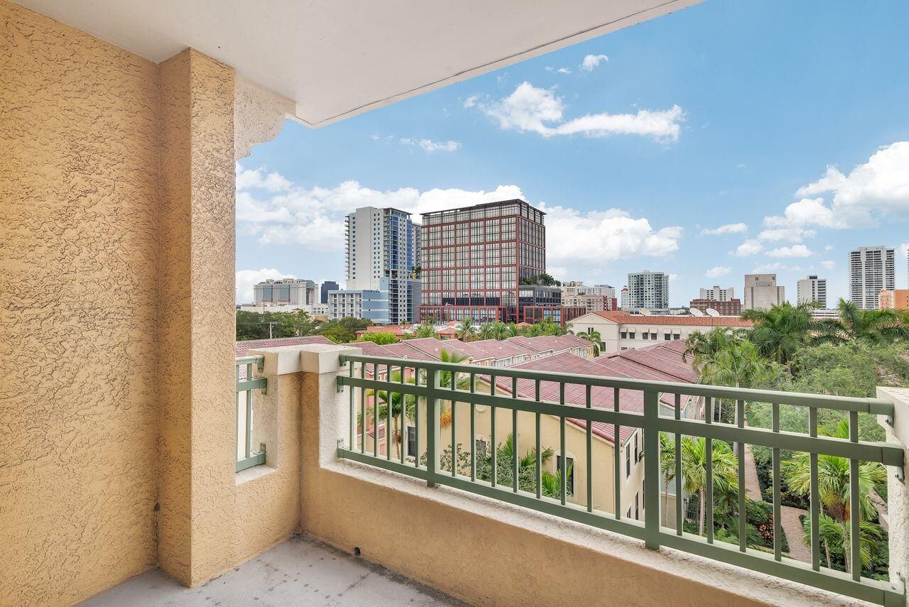 403 S Sapodilla Avenue, Unit 509, West Palm Beach, FL 33401 Photo