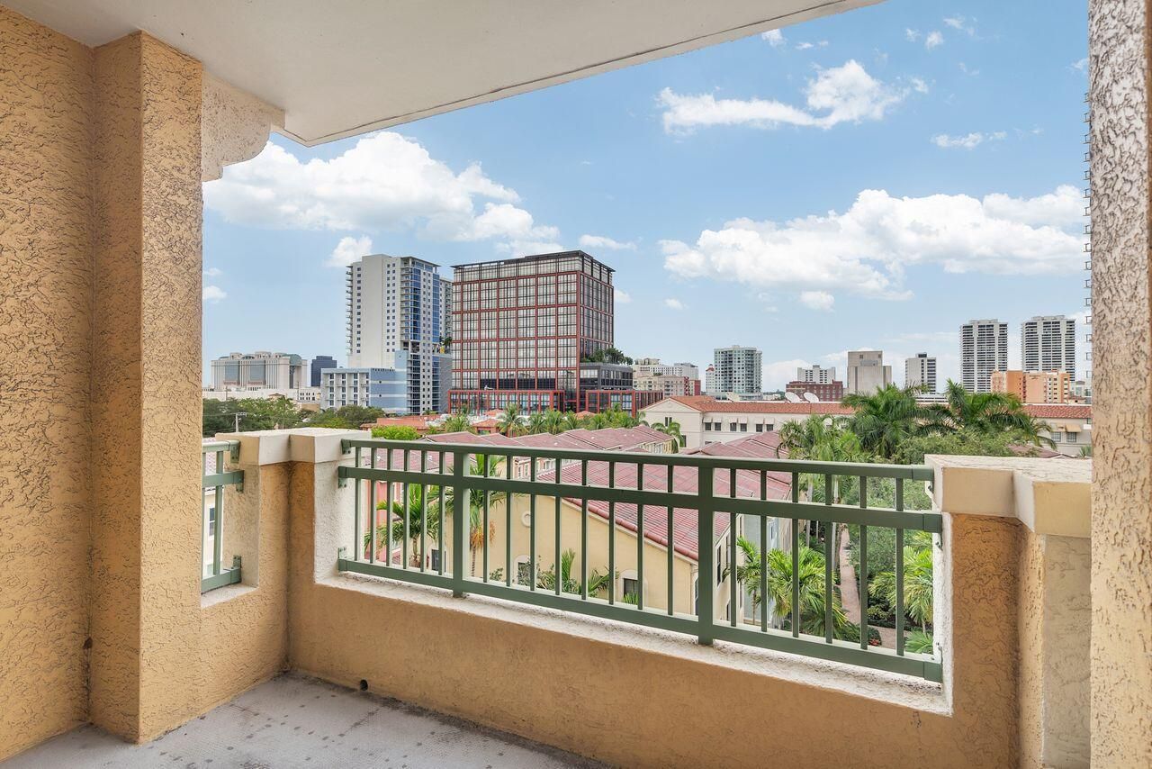 403 S Sapodilla Avenue, Unit 509, West Palm Beach, FL 33401 Photo