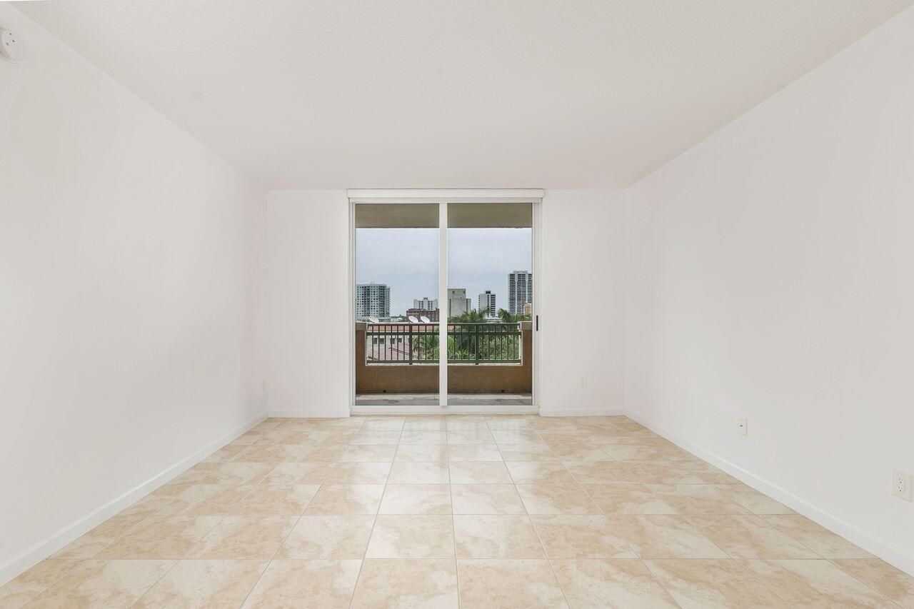 403 S Sapodilla Avenue, Unit 509, West Palm Beach, FL 33401 Photo