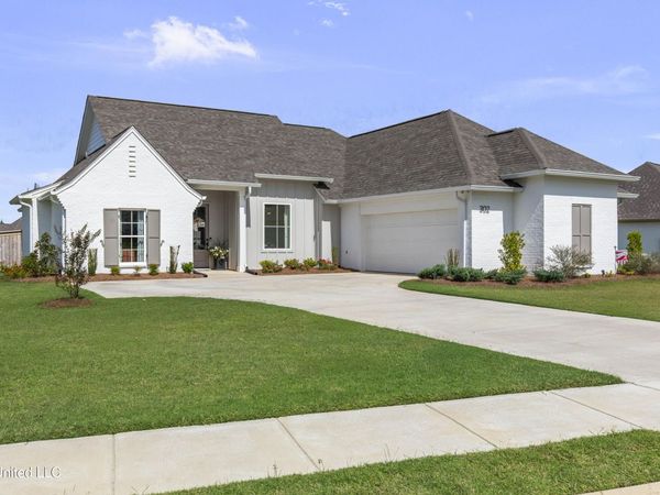 302 Mandy Way, Canton, MS 39046