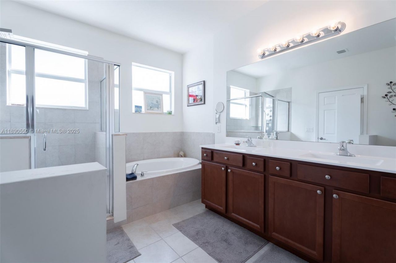 3174 SE 3rd Dr, Homestead, FL 33033 Photo