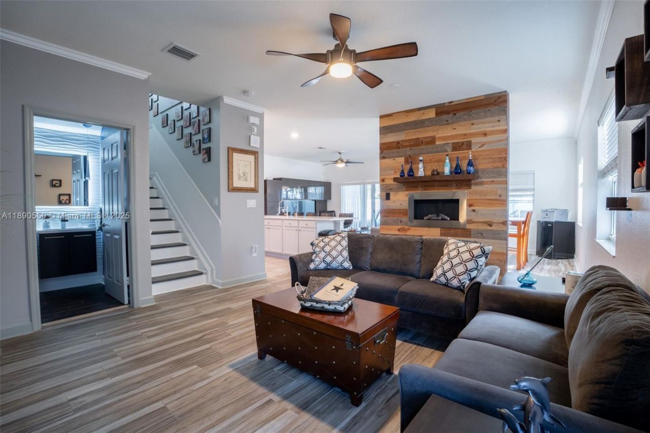 3174 SE 3rd Dr, Homestead, FL 33033 Photo