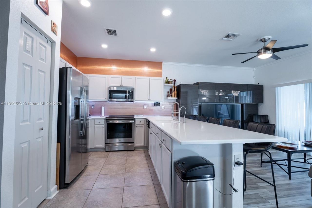 3174 SE 3rd Dr, Homestead, FL 33033 Photo