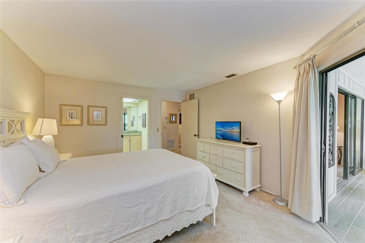 6480 Wild Oak Bay Boulevard, Unit 252, Bradenton, FL 34210 Photo