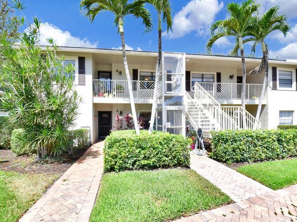15 Stratford Drive, Unit B, Boynton Beach, FL 33436