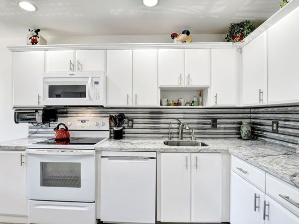 15 Stratford Drive, Unit B, Boynton Beach, FL 33436