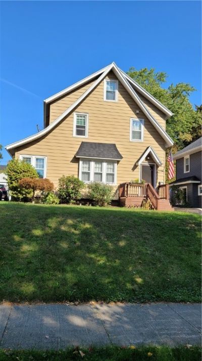 300 Farmington Road, Rochester, NY 14609 Main Photo