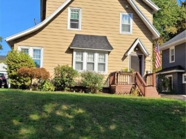 300 Farmington Road, Rochester, NY 14609