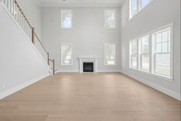 1209 Harriman Lane photo 4