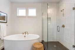 1209 Harriman Lane photo 4