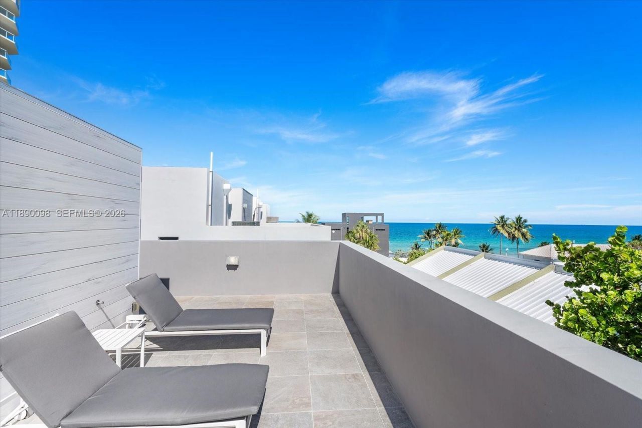 332 Balboa St, Hollywood, FL 33019 Photo