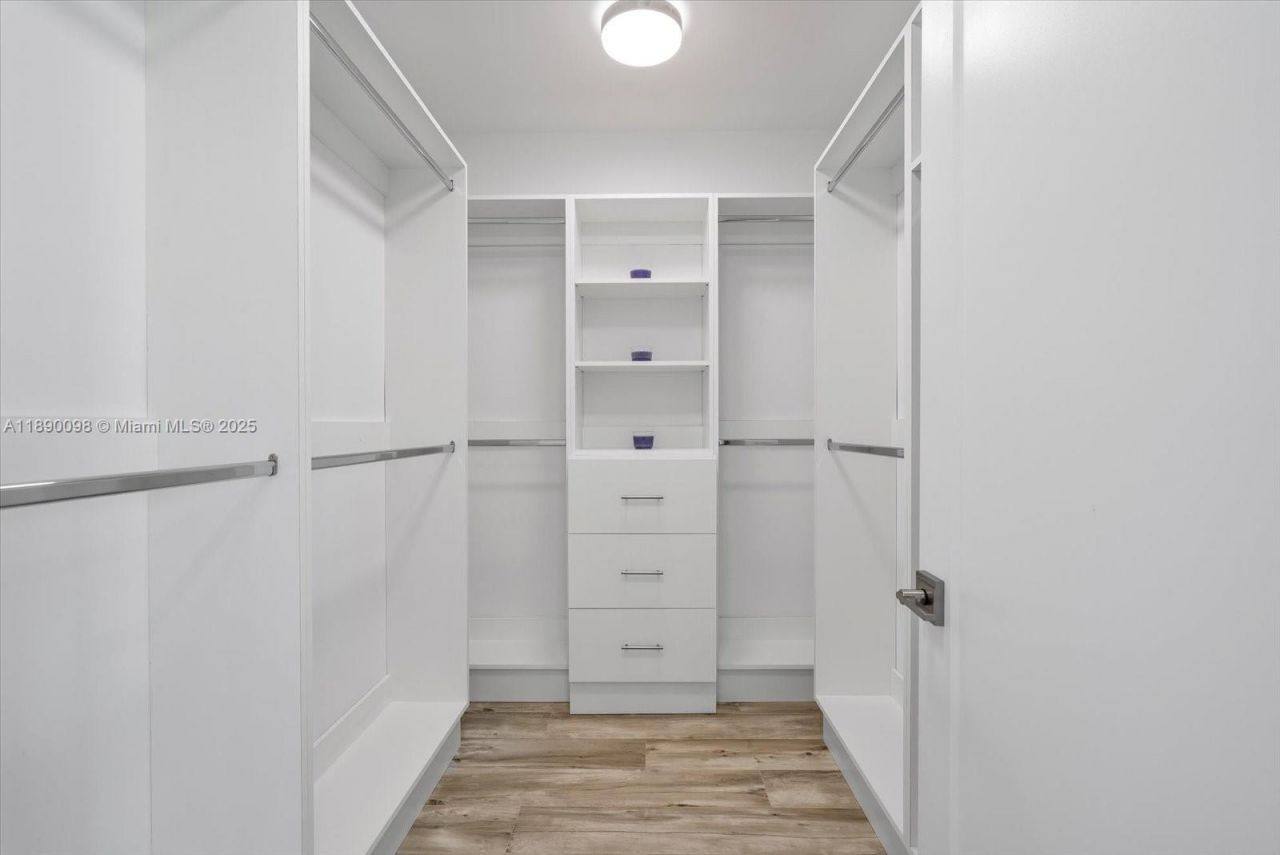 332 Balboa St, Hollywood, FL 33019 Photo