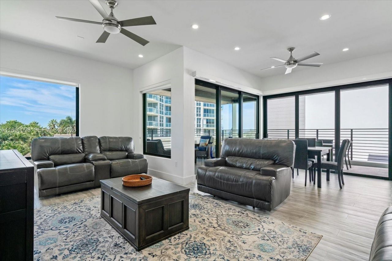 332 Balboa St, Hollywood, FL 33019 Photo
